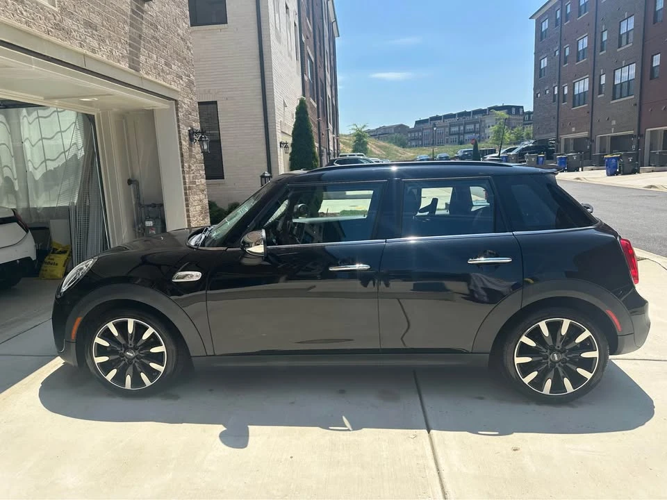2017 Mini Mini 3rd Gen - Image 3 of 9