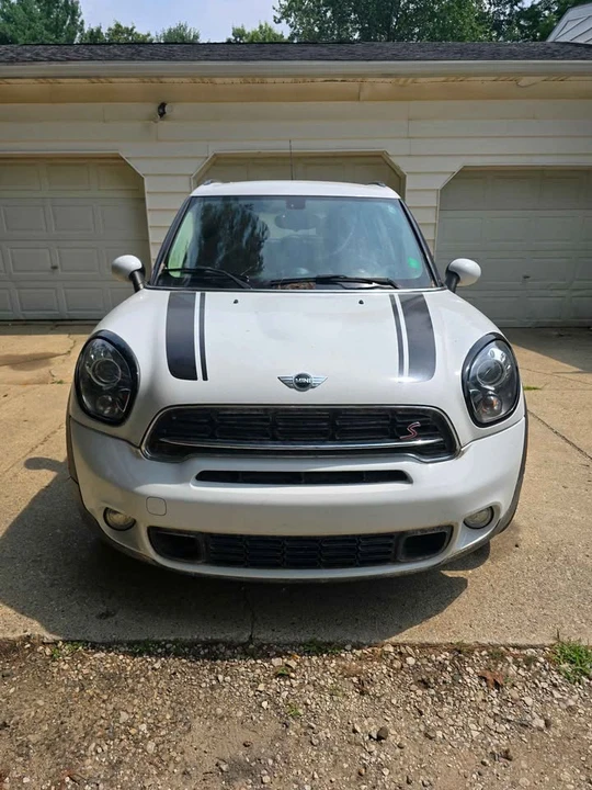 2017 Mini Mini 3rd Gen - Image 3 of 16