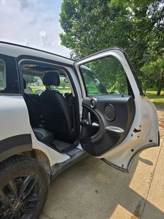 2017 Mini Mini 3rd Gen - Image 8 of 16