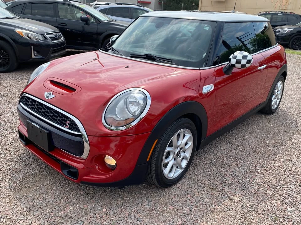 2017 Mini Mini 3rd Gen - Image 2 of 18