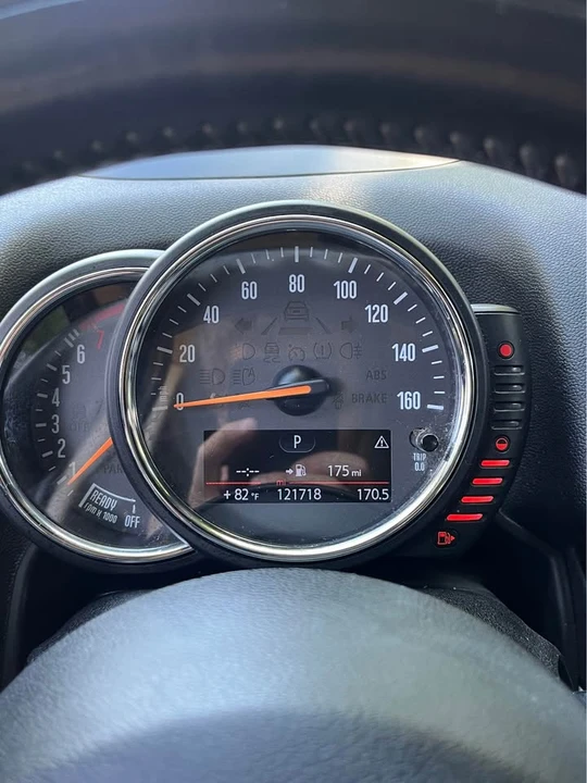 2017 Mini Mini 3rd Gen - Image 6 of 13