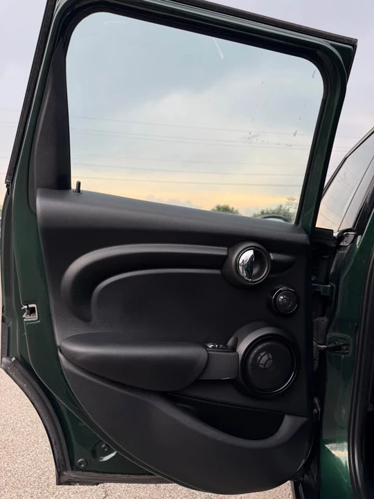 2017 Mini Mini 3rd Gen - Image 11 of 17
