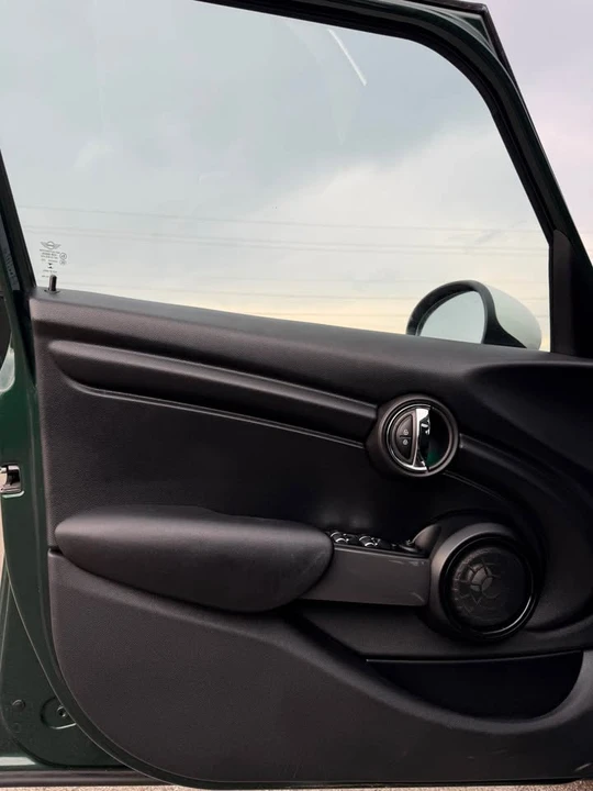 2017 Mini Mini 3rd Gen - Image 9 of 17
