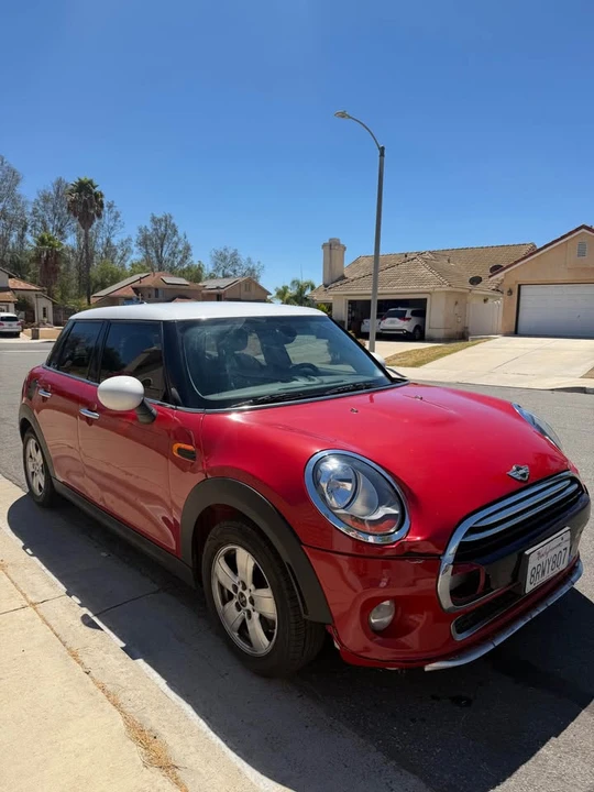 2017 Mini Mini 3rd Gen - Image 3 of 10