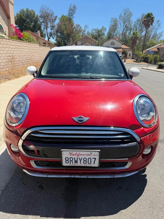 2017 Mini Mini 3rd Gen - Image 2 of 10