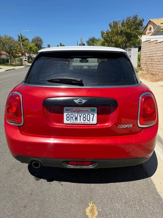 2017 Mini Mini 3rd Gen - Image 5 of 10