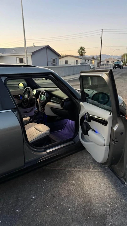 2017 Mini Mini 3rd Gen - Image 2 of 6