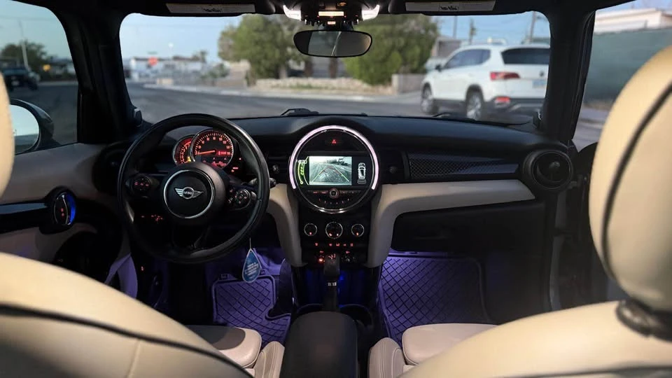 2017 Mini Mini 3rd Gen - Image 3 of 6