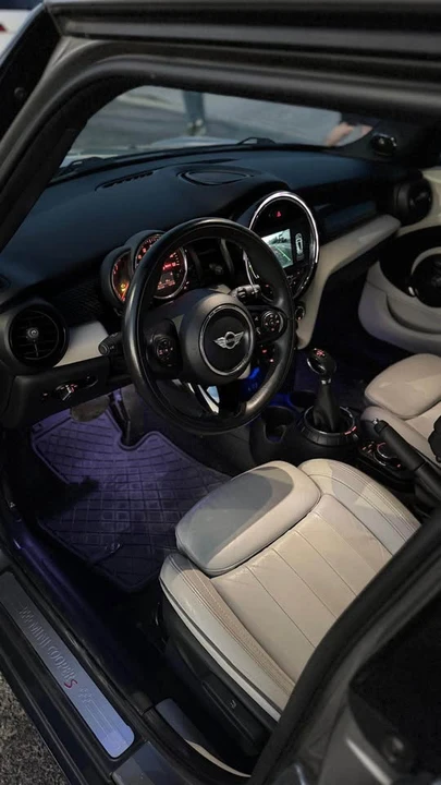 2017 Mini Mini 3rd Gen - Image 4 of 6