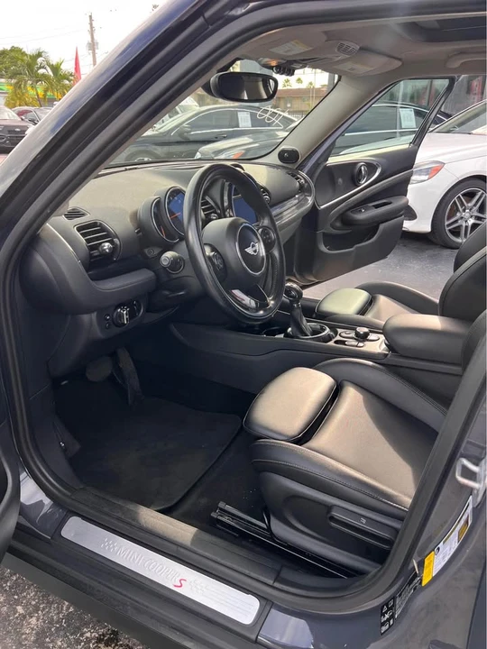 2017 Mini Mini 3rd Gen - Image 9 of 17