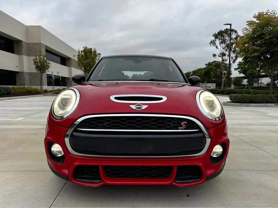 2017 Mini Modern Mini - Image 2 of 20