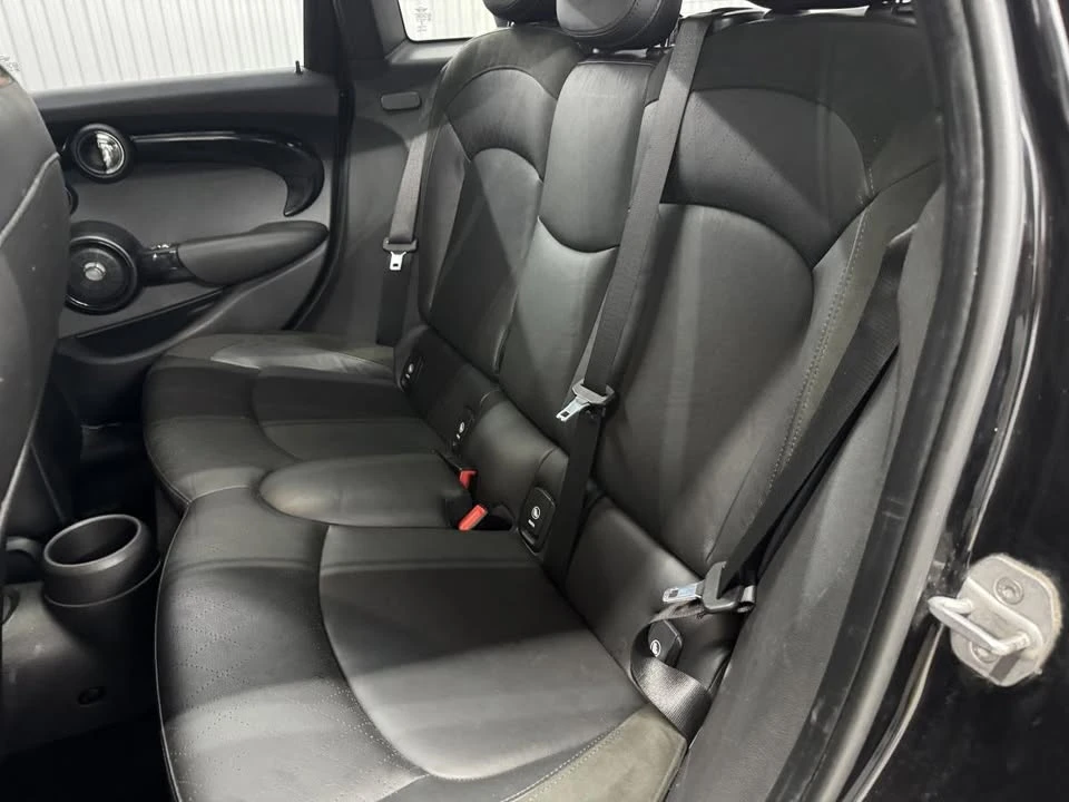 2017 Mini Mini Cooper S 3rd Gen - Image 19 of 20