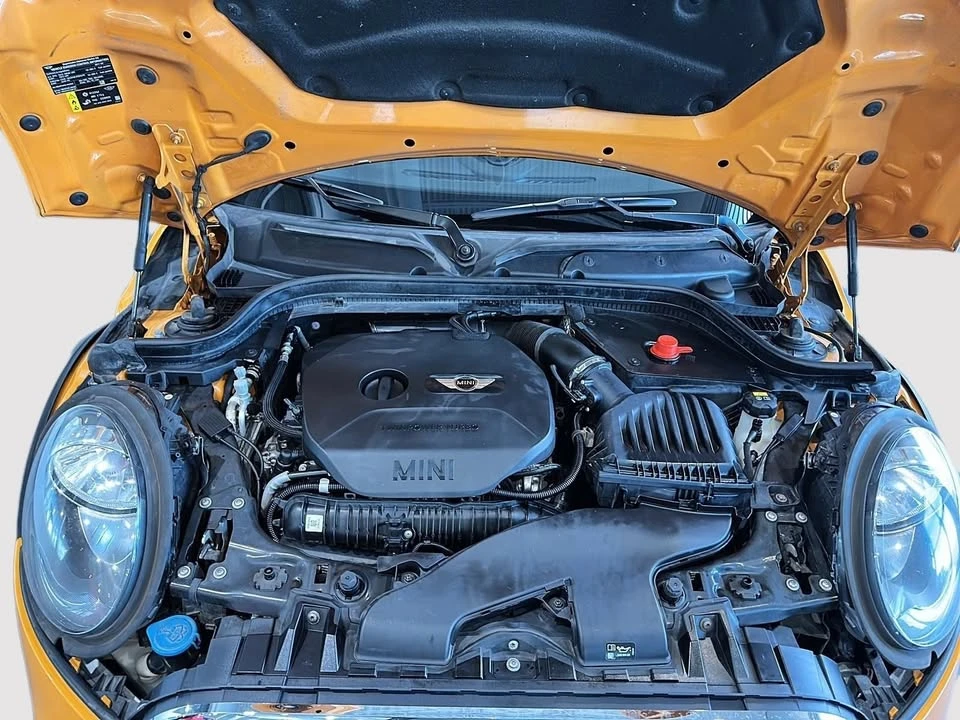 2017 Mini Mini Cooper S 3rd Gen - Image 11 of 19