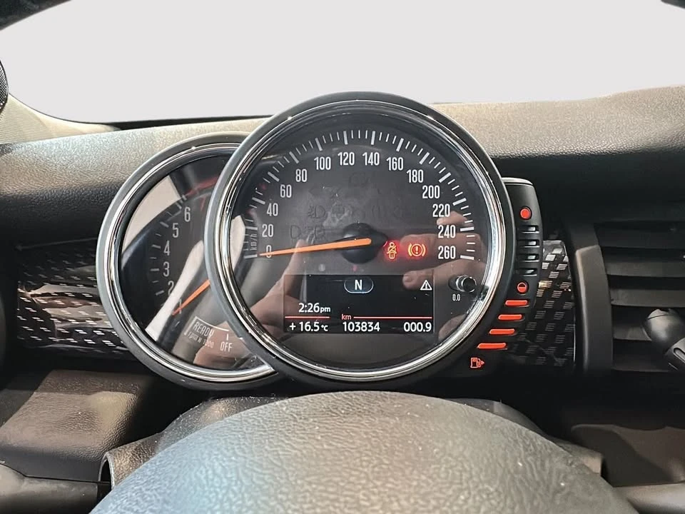 2017 Mini Mini Cooper S 3rd Gen - Image 18 of 19
