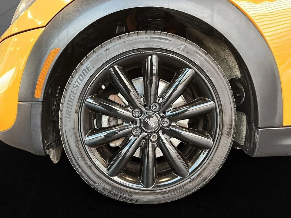 2017 Mini Mini Cooper S 3rd Gen - Image 13 of 19