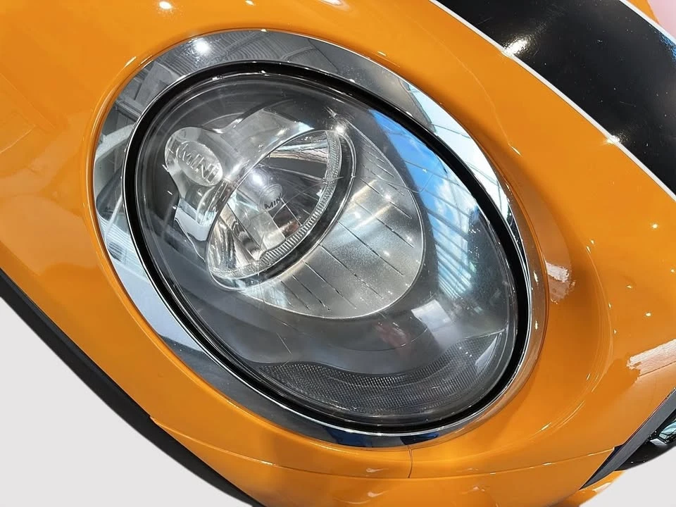 2017 Mini Mini Cooper S 3rd Gen - Image 6 of 19