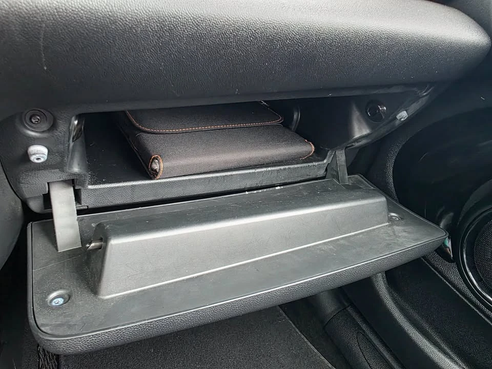 2017 Mini Mini 3rd Gen - Image 17 of 17