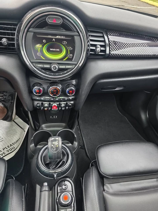 2017 Mini Mini Cooper S 3rd Gen - Image 7 of 17
