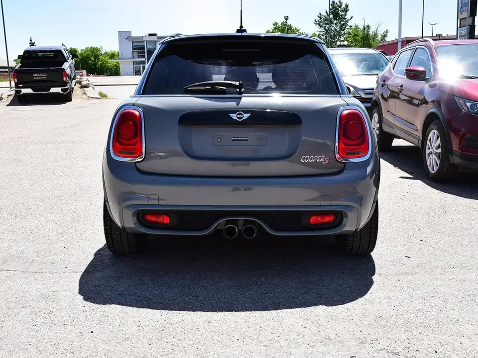 2017 Mini Mini Cooper S 3rd Gen - Image 4 of 16