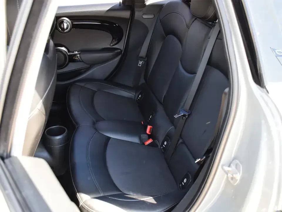 2017 Mini Mini Cooper S 3rd Gen - Image 7 of 16