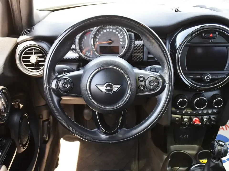 2017 Mini Mini Cooper S 3rd Gen - Image 10 of 16