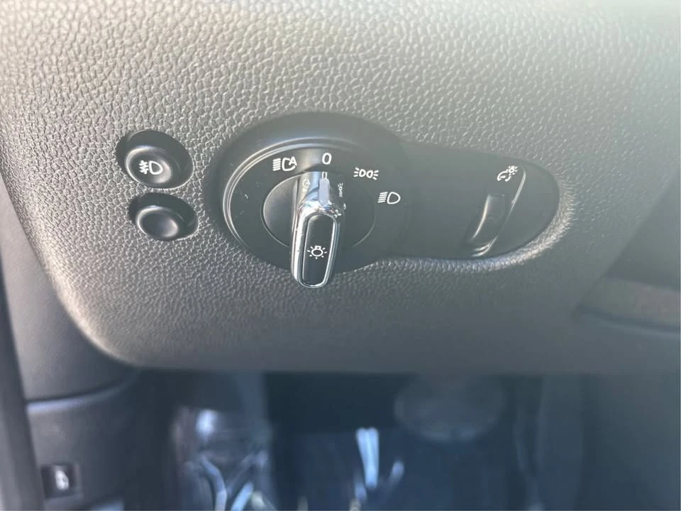 2017 Mini Mini Cooper S 3rd Gen - Image 17 of 20