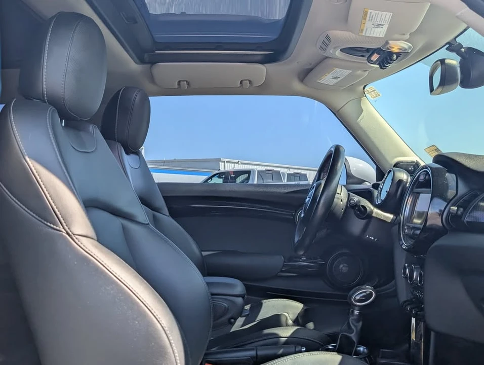 2017 Mini Mini Cooper S 3rd Gen - Image 2 of 12
