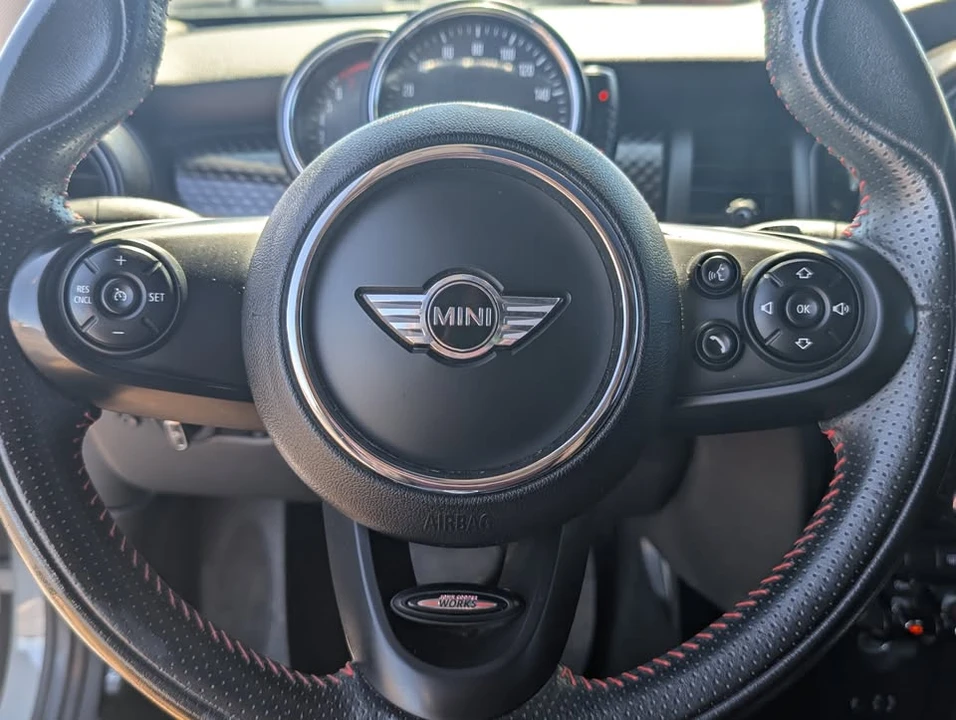 2017 Mini Mini Cooper S 3rd Gen - Image 7 of 12