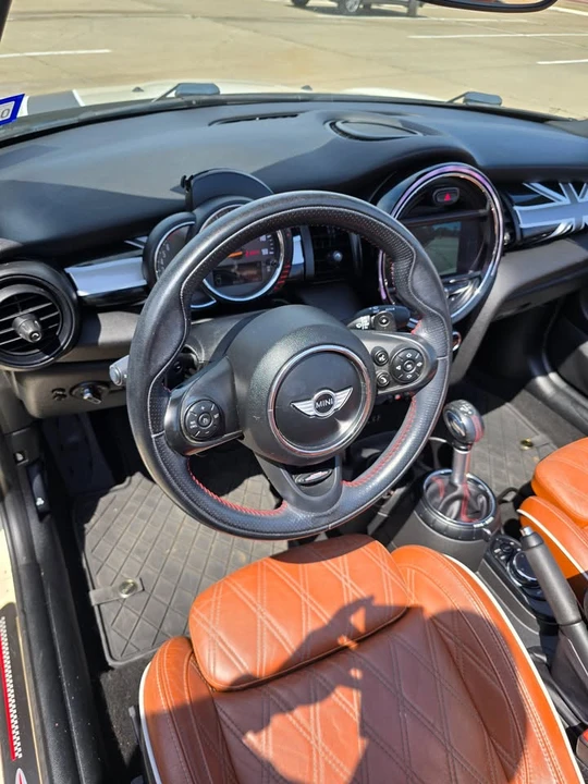 2017 Mini Mini Cooper S 3rd Gen - Image 10 of 20