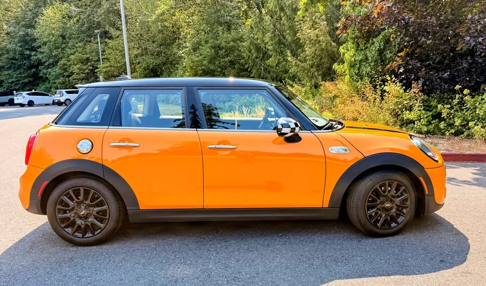 2017 Mini Mini 3rd Gen - Image 5 of 20
