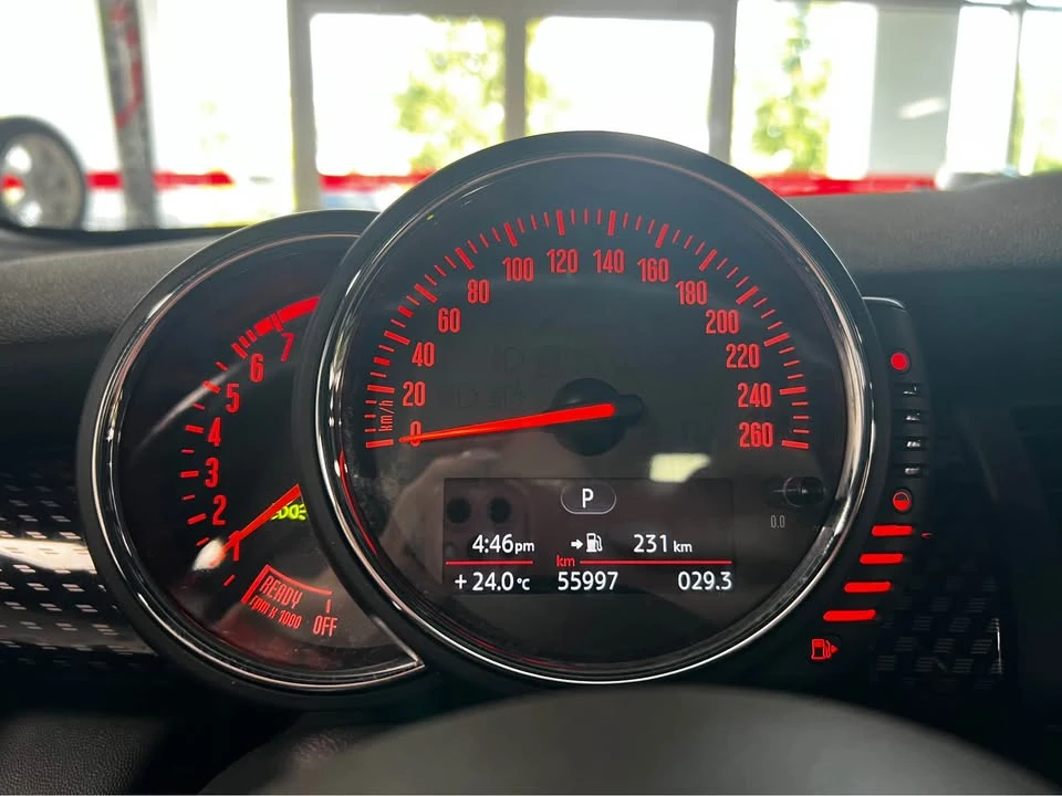 2017 Mini Mini Cooper S 3rd Gen - Image 11 of 17