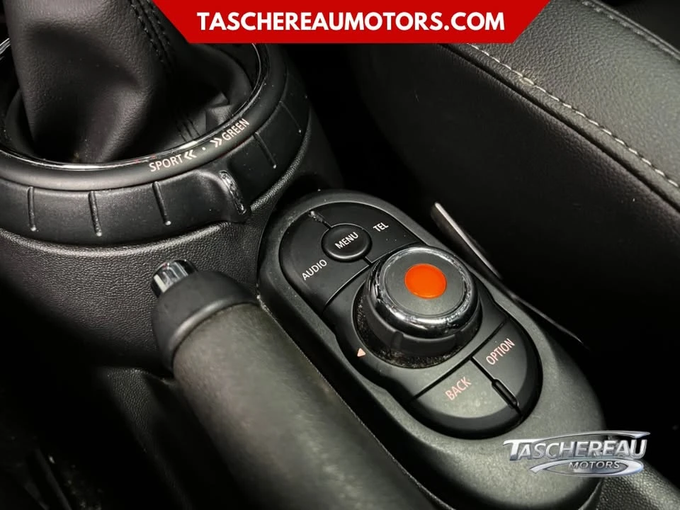 2017 Mini Mini Cooper S 3rd Gen - Image 14 of 17