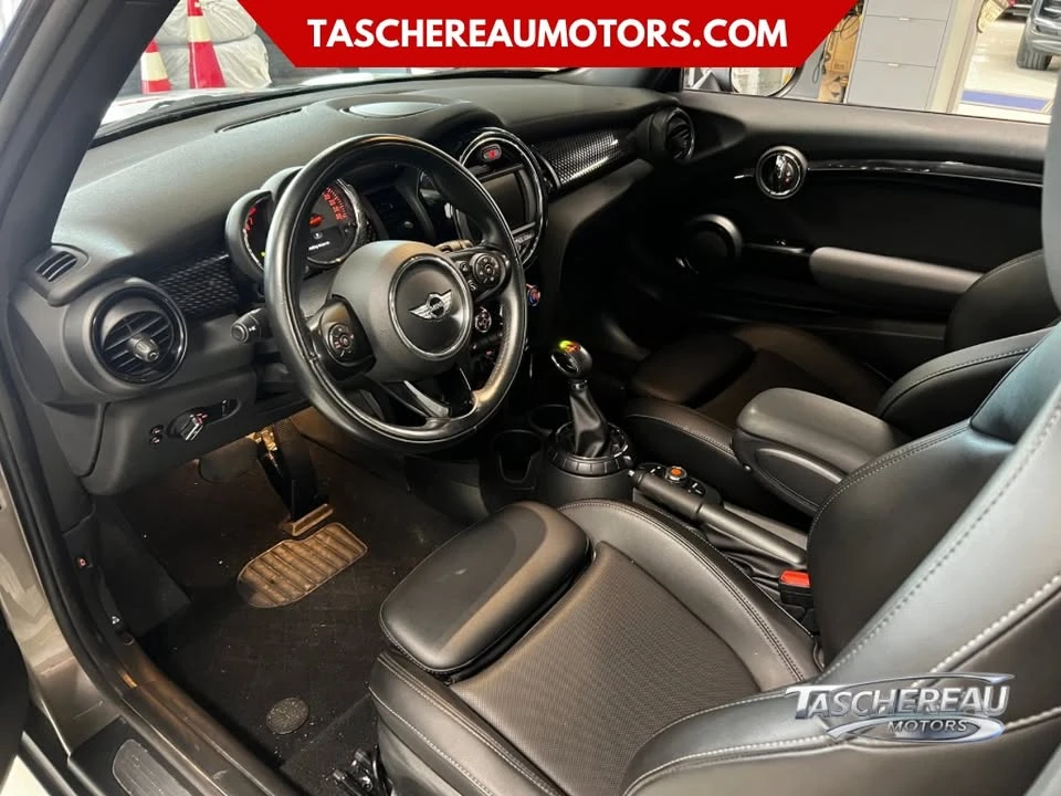 2017 Mini Mini Cooper S 3rd Gen - Image 9 of 17
