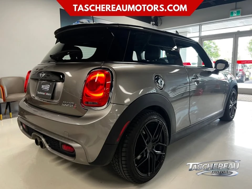 2017 Mini Mini Cooper S 3rd Gen - Image 5 of 17