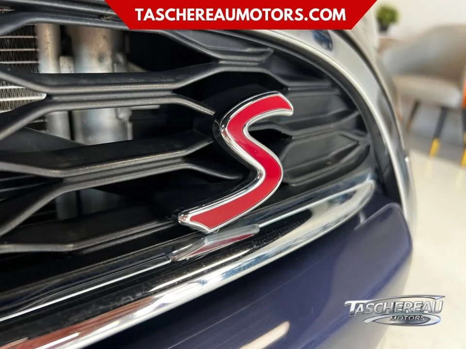 2017 Mini Mini Cooper S 3rd Gen - Image 3 of 17