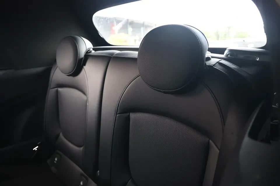 2017 Mini Mini Cooper S 3rd Gen - Image 12 of 13