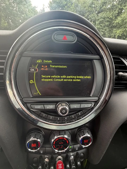 2017 Mini Mini Cooper S 3rd Gen - Image 13 of 15