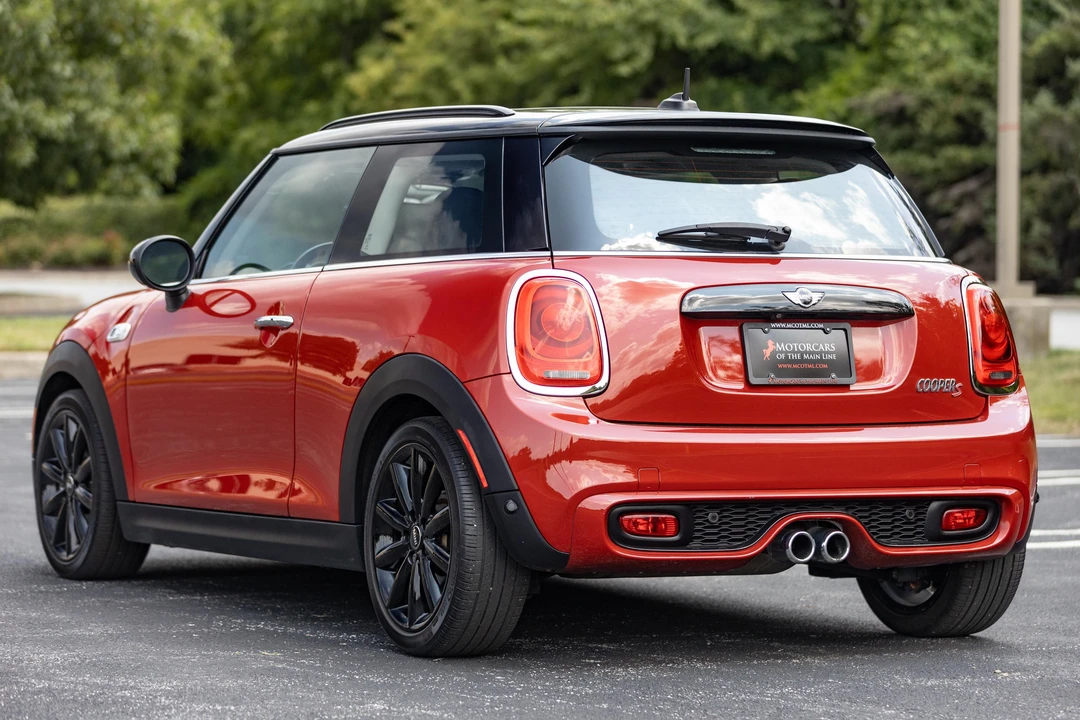 2017 Mini Mini Cooper S 3rd Gen - Image 10 of 31