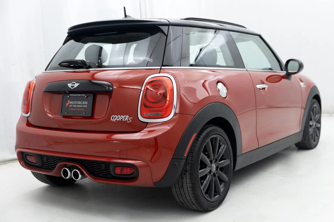 2017 Mini Mini Cooper S 3rd Gen - Image 25 of 31