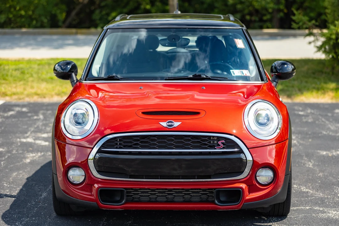 2017 Mini Mini Cooper S 3rd Gen - Image 2 of 31