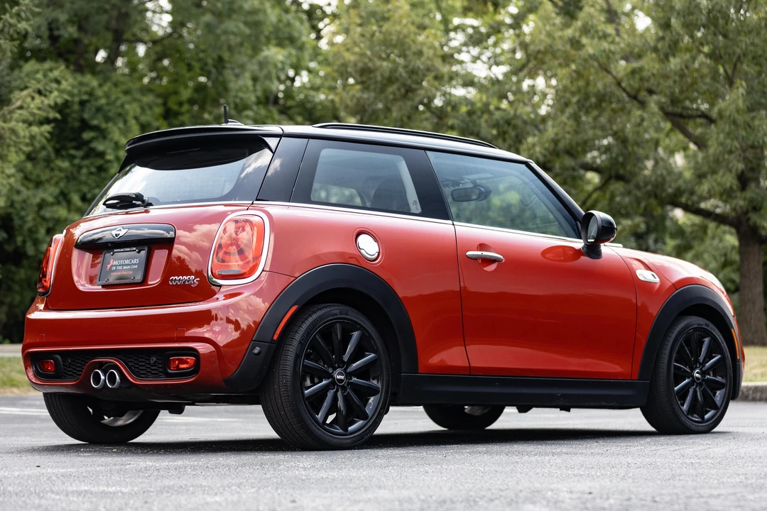 2017 Mini Mini Cooper S 3rd Gen - Image 13 of 31