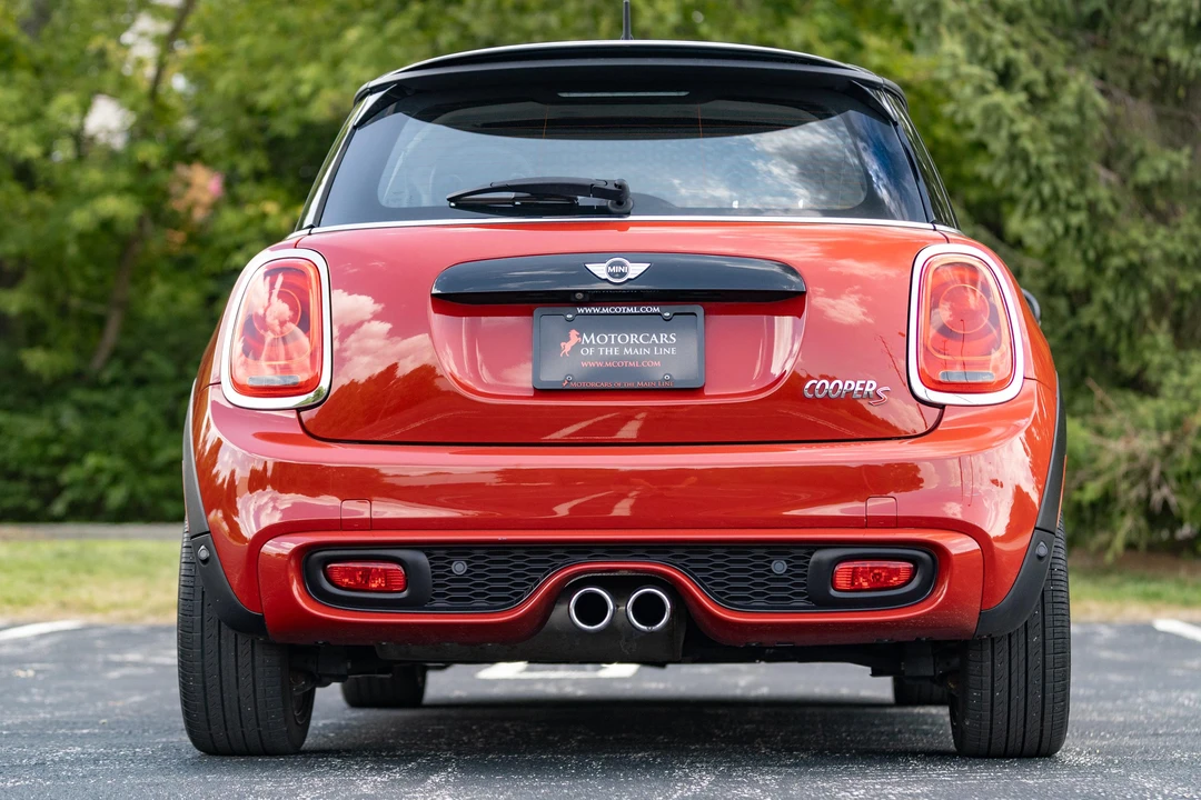 2017 Mini Mini Cooper S 3rd Gen - Image 11 of 31