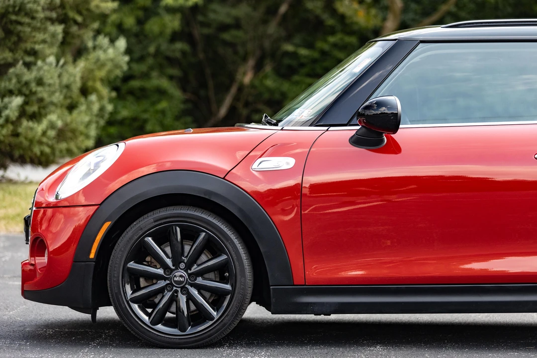 2017 Mini Mini Cooper S 3rd Gen - Image 31 of 31