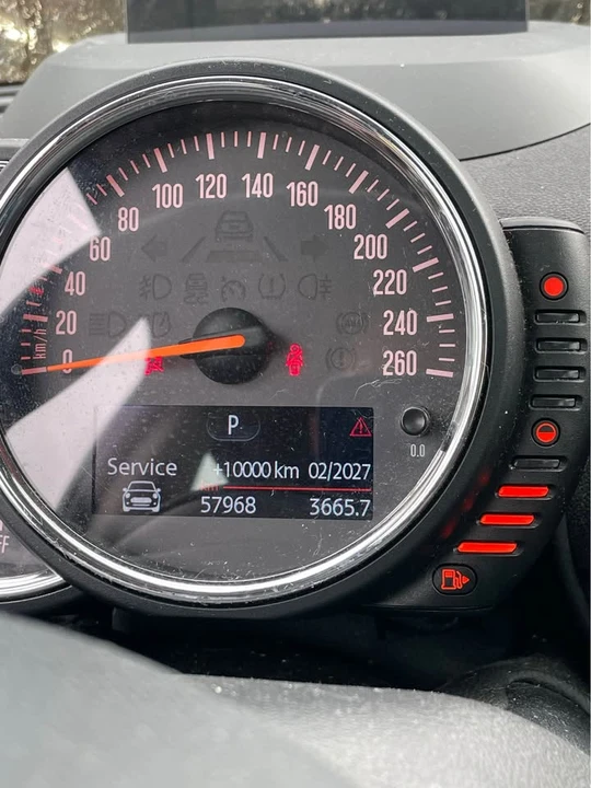 2017 Mini Clubman 2nd Gen - Image 3 of 15