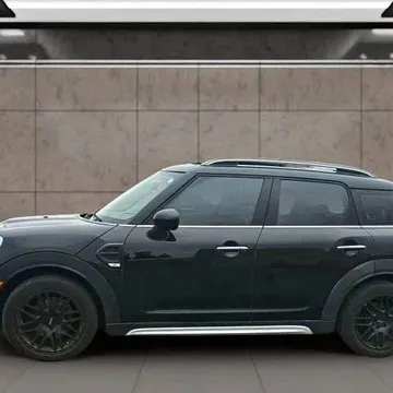 2017 MINI Countryman Cooper Hatchback 4D