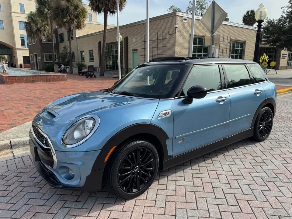2017 Mini Countryman 2nd Gen - Image 2 of 19