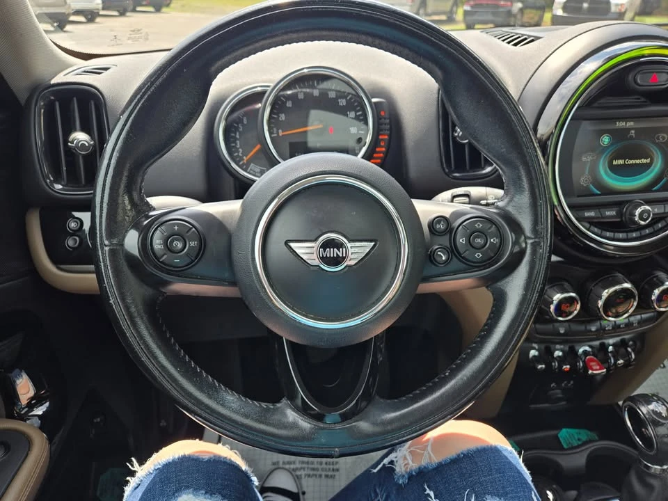 2017 Mini Countryman 2nd Gen - Image 10 of 16