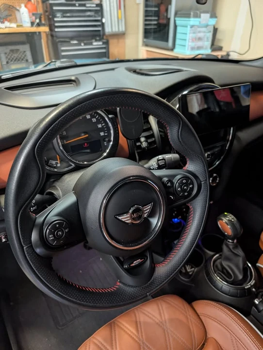 2017 Mini Mini 3rd Gen - Image 4 of 7