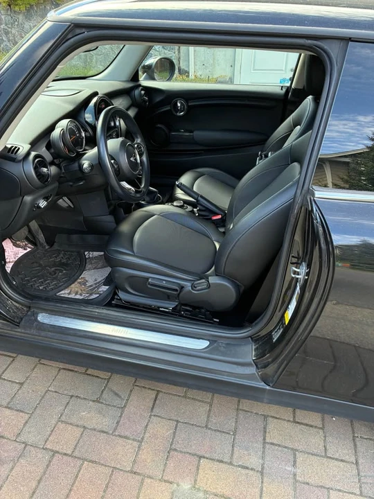 2017 Mini Mini 3rd Gen - Image 6 of 8