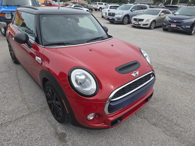 2017 Mini Mini 3rd Gen - Image 3 of 10